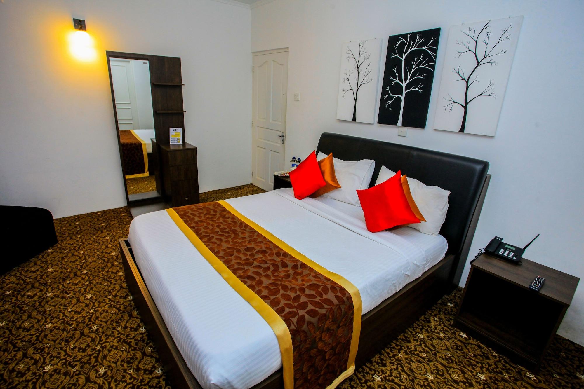 La Cottage Boutique Hotel & Restaurant Нувара-Элия Экстерьер фото