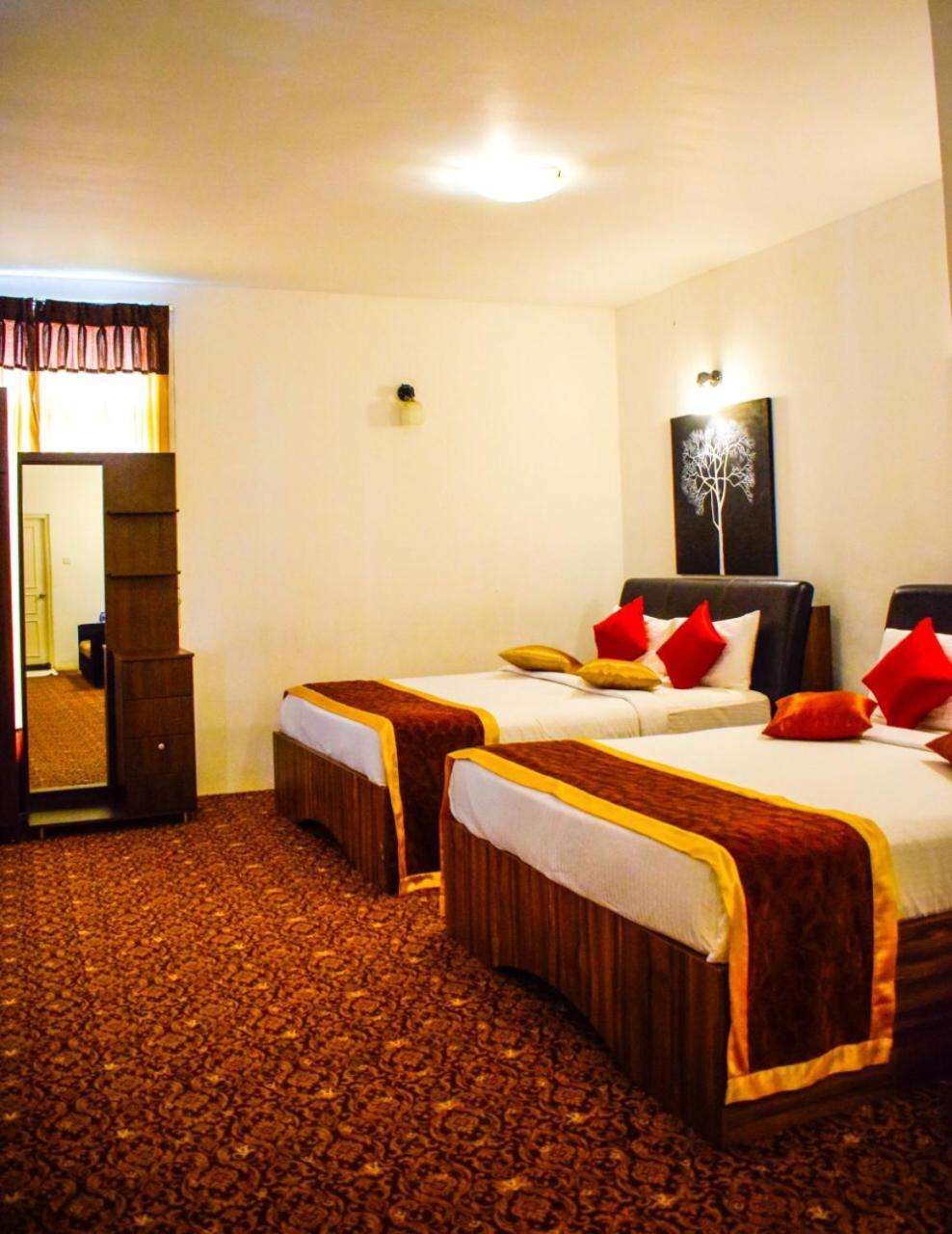 La Cottage Boutique Hotel & Restaurant Нувара-Элия Экстерьер фото